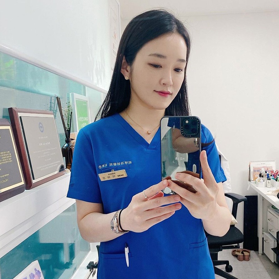 Dr. Ha Eun Lee