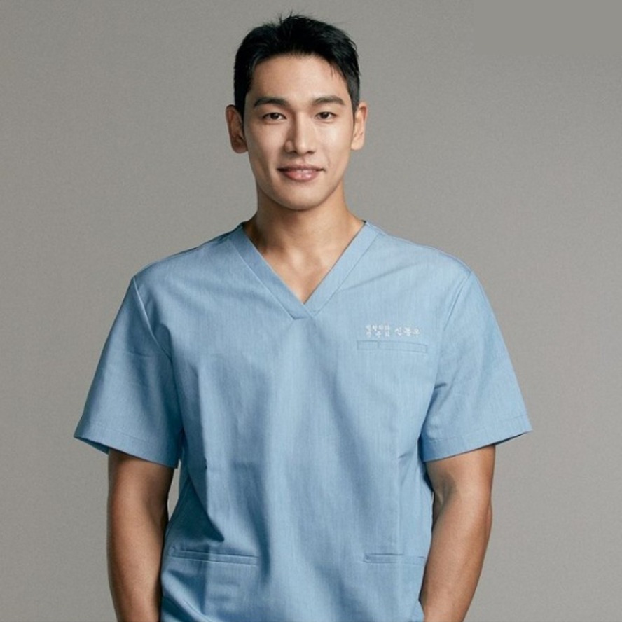 Dr. Dongwoo Shin